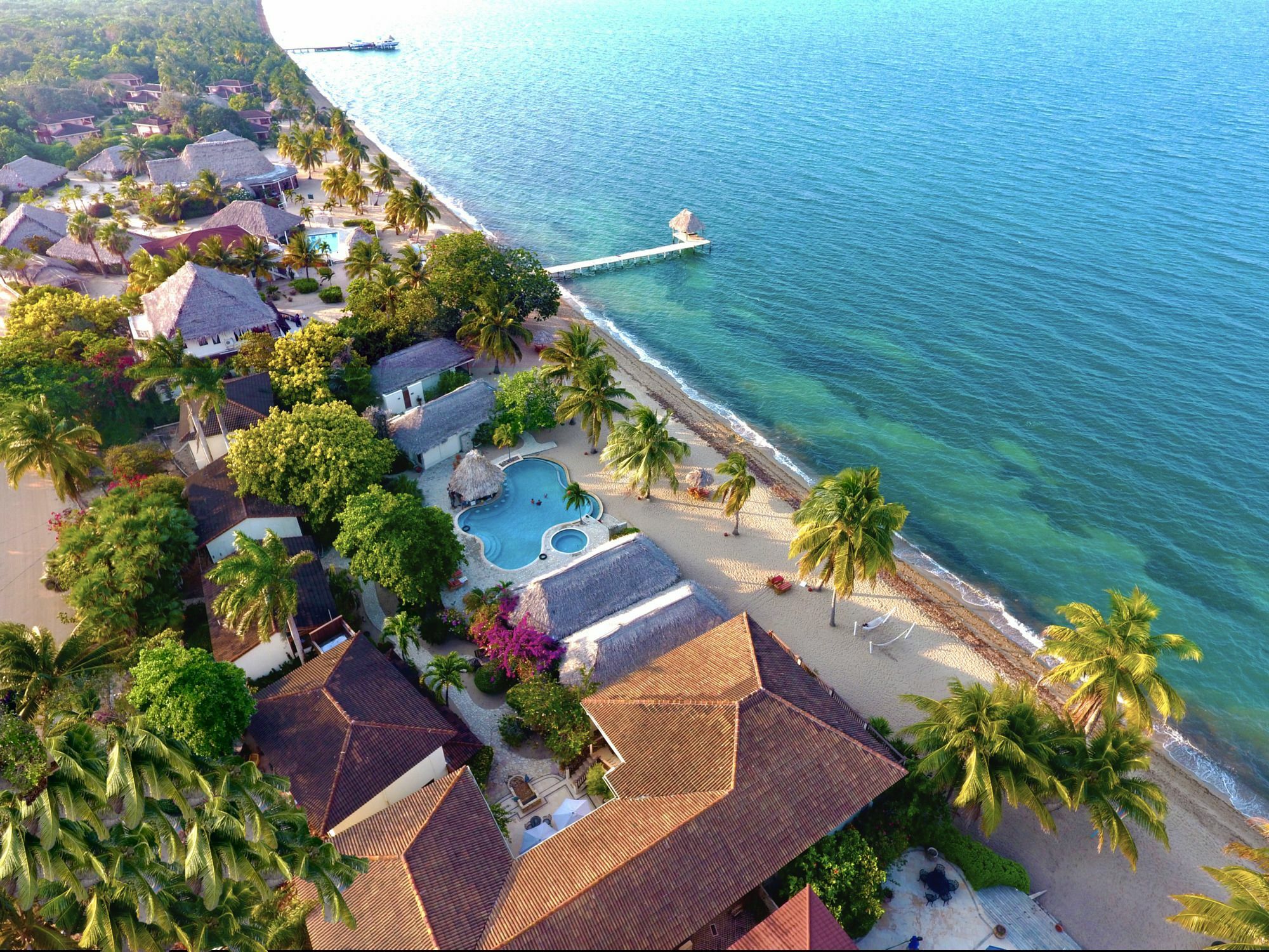 The Lodge At Jaguar Reef Hopkins Buitenkant foto